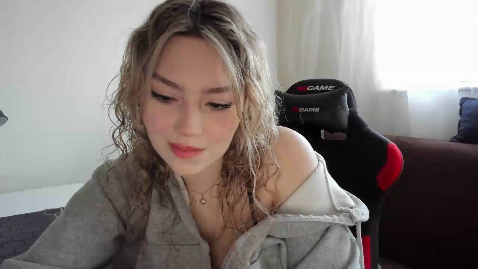 Gallery image thumbnail from Milanana's myfreecams stream on, 05/20/2026, 16:19 image 18 of 20
