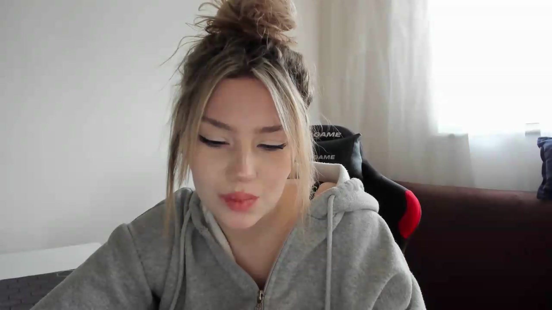 Gallery image thumbnail from Milanana's myfreecams stream on, 05/22/2026, 16:41 image 17 of 20