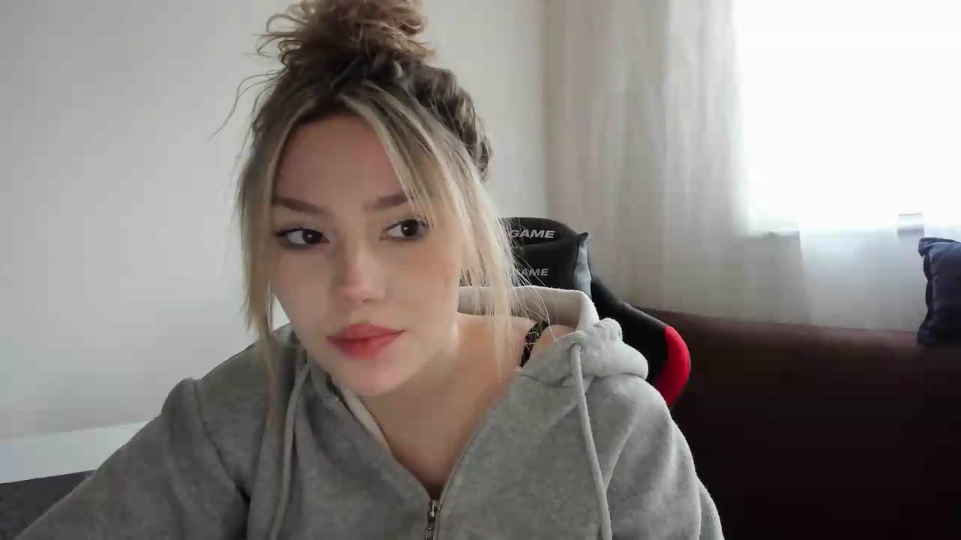 Gallery image thumbnail from Milanana's myfreecams stream on, 05/22/2026, 16:41 image 9 of 20