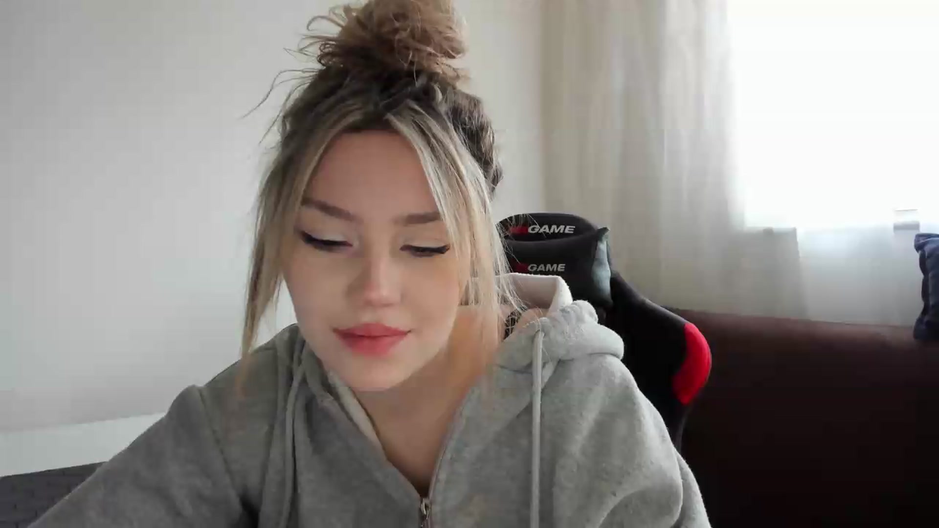 Gallery image thumbnail from Milanana's myfreecams stream on, 05/22/2026, 16:41 image 14 of 20