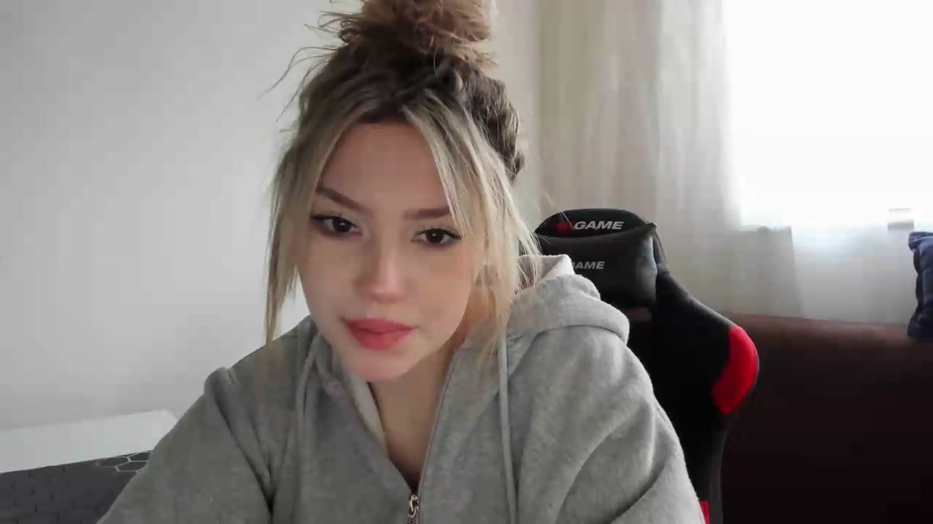Gallery image thumbnail from Milanana's myfreecams stream on, 05/22/2026, 16:41 image 18 of 20