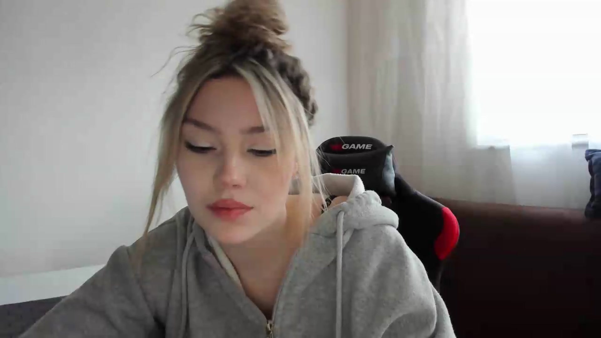 Gallery image thumbnail from Milanana's myfreecams stream on, 05/22/2026, 16:41 image 13 of 20