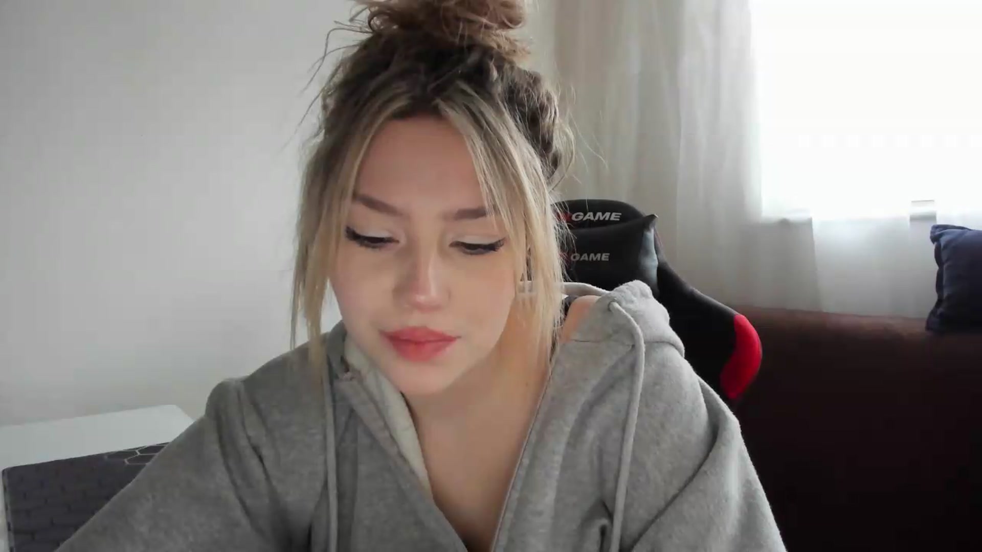 Gallery image thumbnail from Milanana's myfreecams stream on, 05/22/2026, 17:29 image 14 of 20