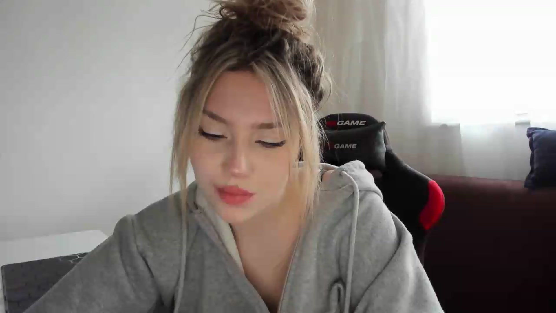 Gallery image thumbnail from Milanana's myfreecams stream on, 05/22/2026, 17:29 image 13 of 20