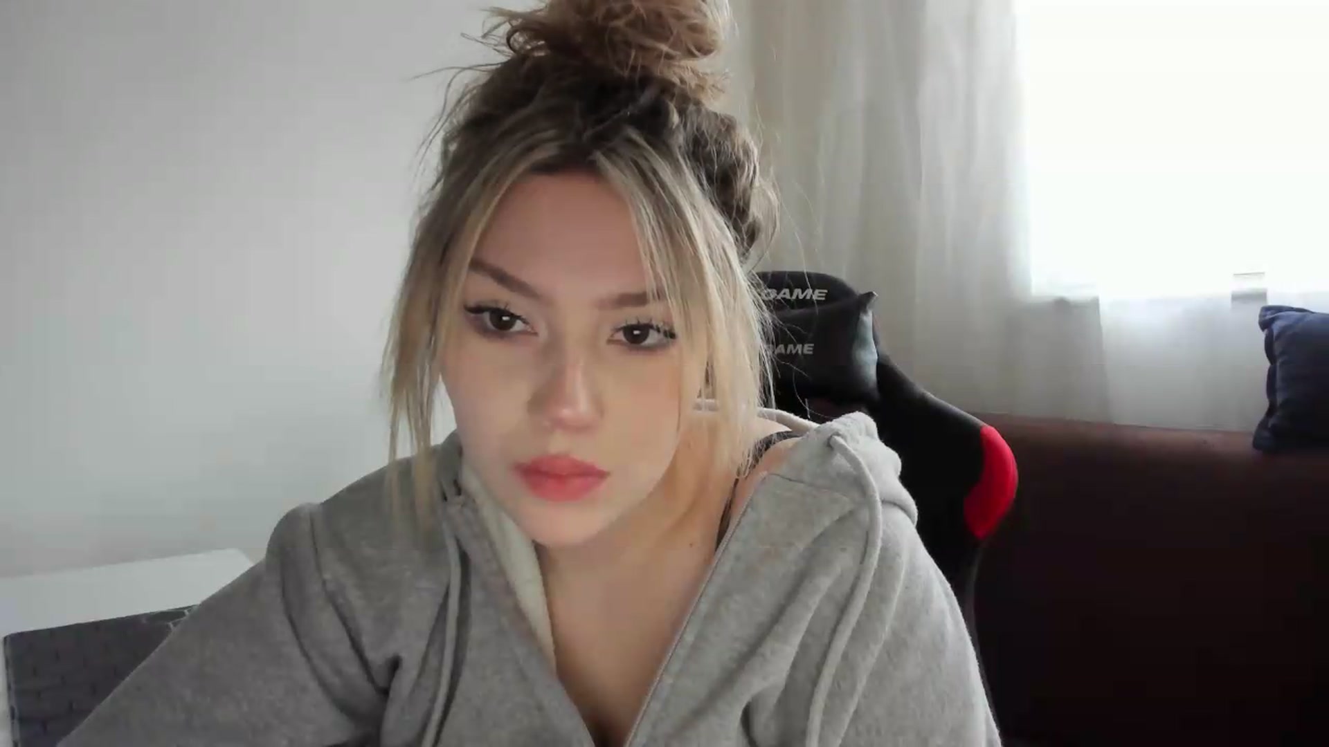 Gallery image thumbnail from Milanana's myfreecams stream on, 05/22/2026, 17:29 image 16 of 20