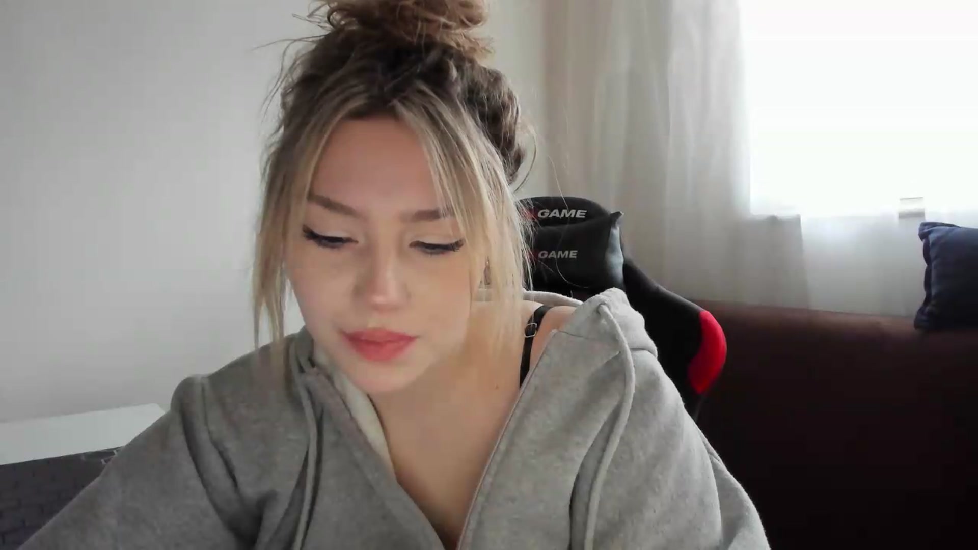 Gallery image thumbnail from Milanana's myfreecams stream on, 05/22/2026, 17:29 image 18 of 20