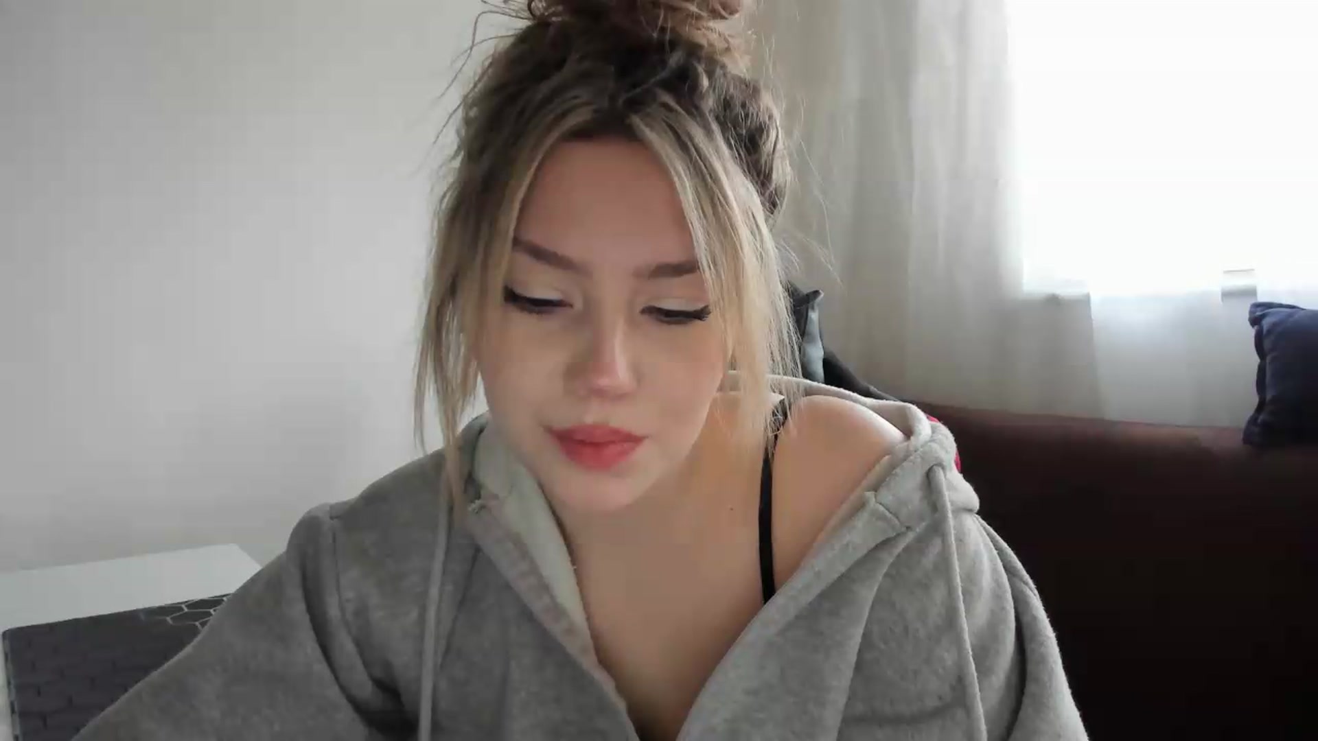 Gallery image thumbnail from Milanana's myfreecams stream on, 05/22/2026, 17:29 image 2 of 20