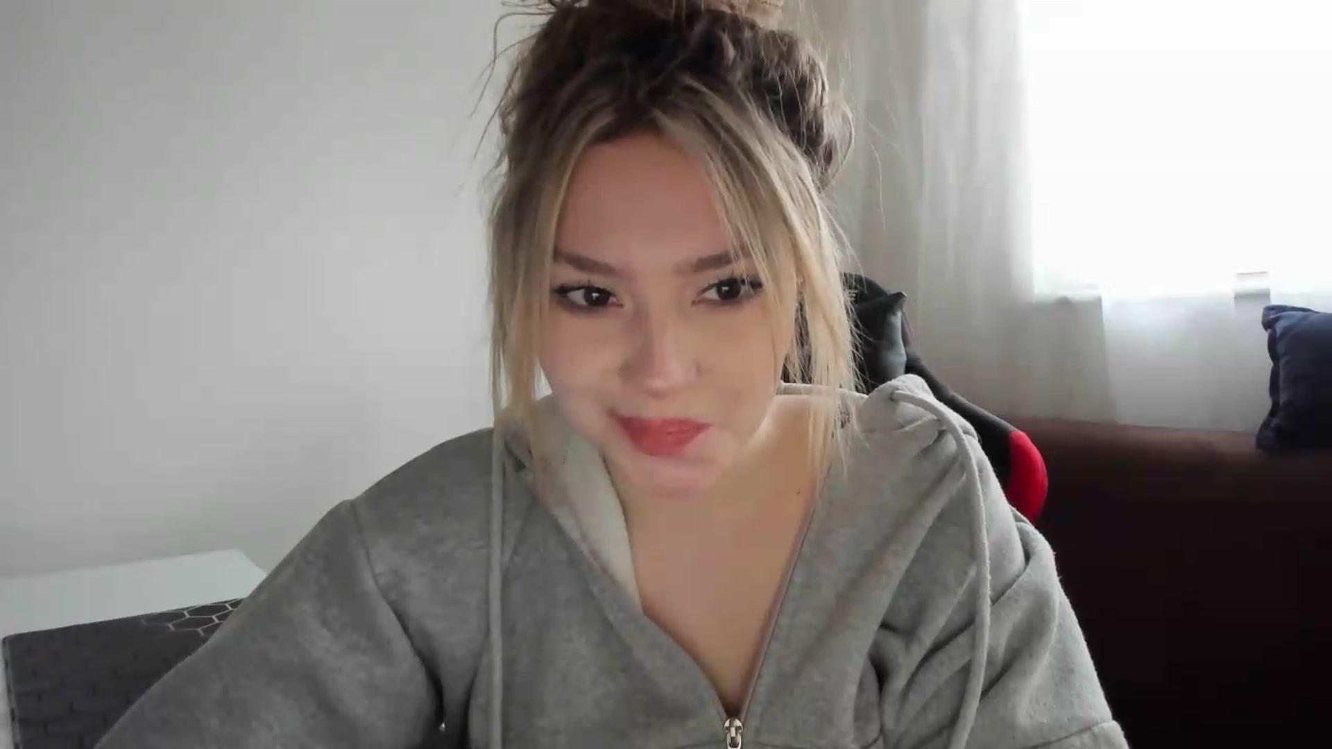 Gallery image thumbnail from Milanana's myfreecams stream on, 05/22/2026, 17:29 image 10 of 20
