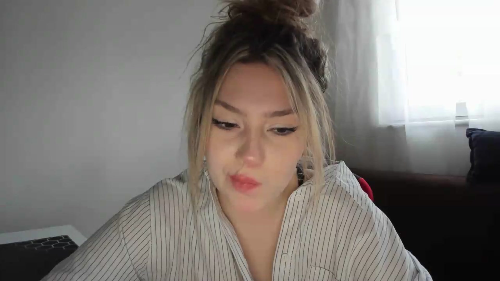 Gallery image thumbnail from Milanana's myfreecams stream on, 05/22/2026, 18:12 image 14 of 20