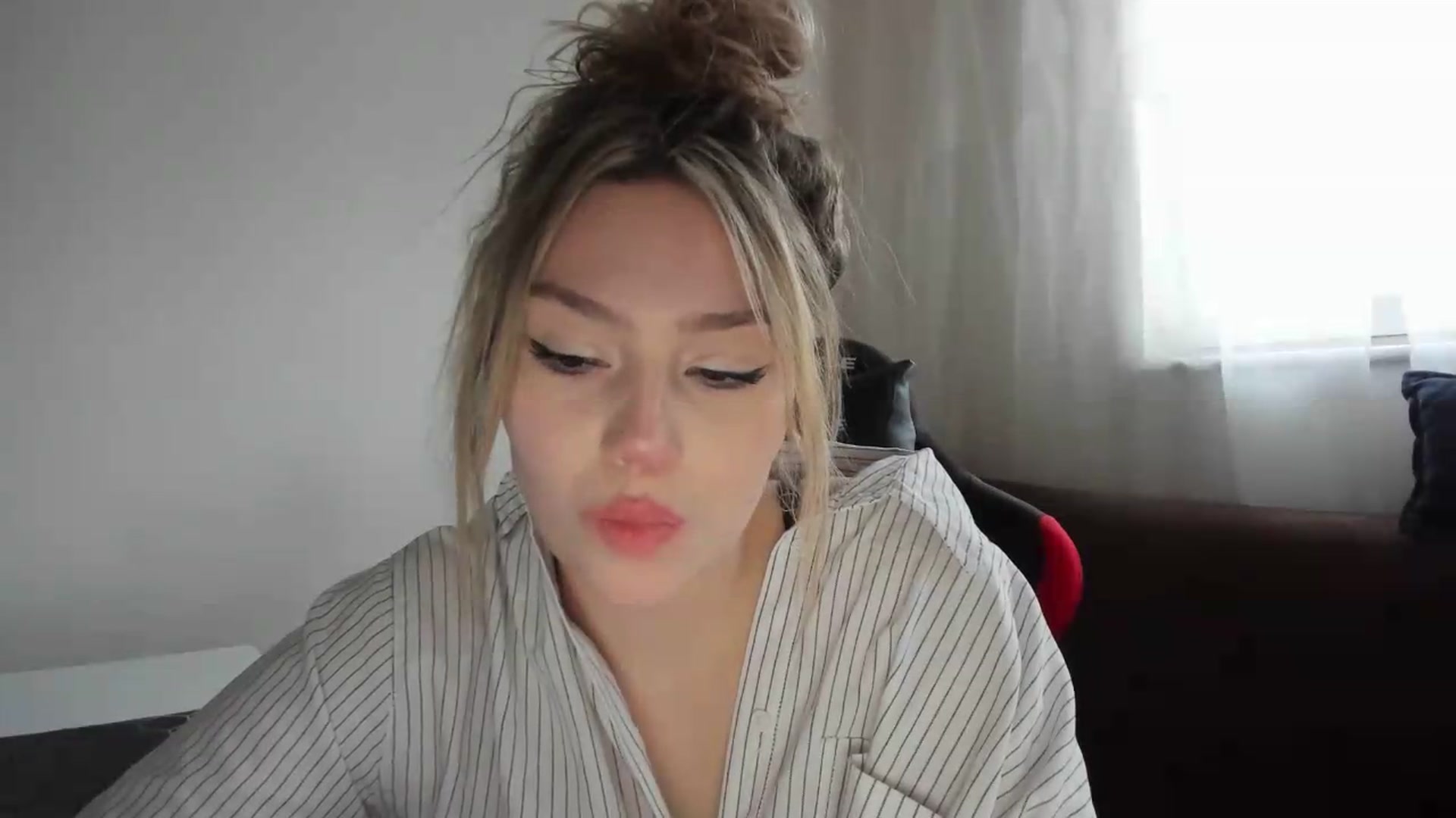Gallery image thumbnail from Milanana's myfreecams stream on, 05/22/2026, 18:12 image 9 of 20