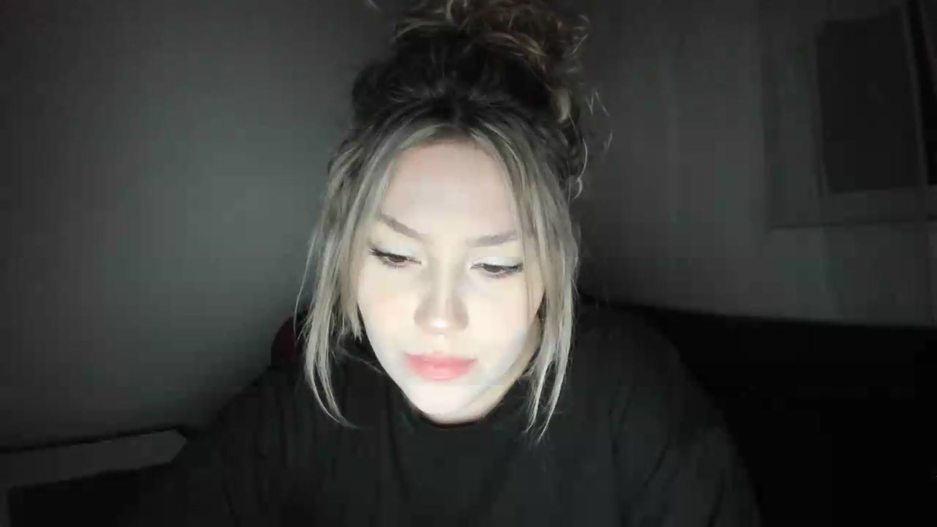 Gallery image thumbnail from Milanana's myfreecams stream on, 05/25/2026, 21:05 image 14 of 20
