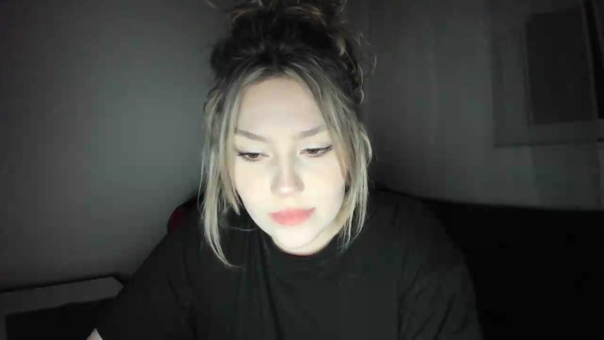 Gallery image thumbnail from Milanana's myfreecams stream on, 05/25/2026, 21:05 image 16 of 20