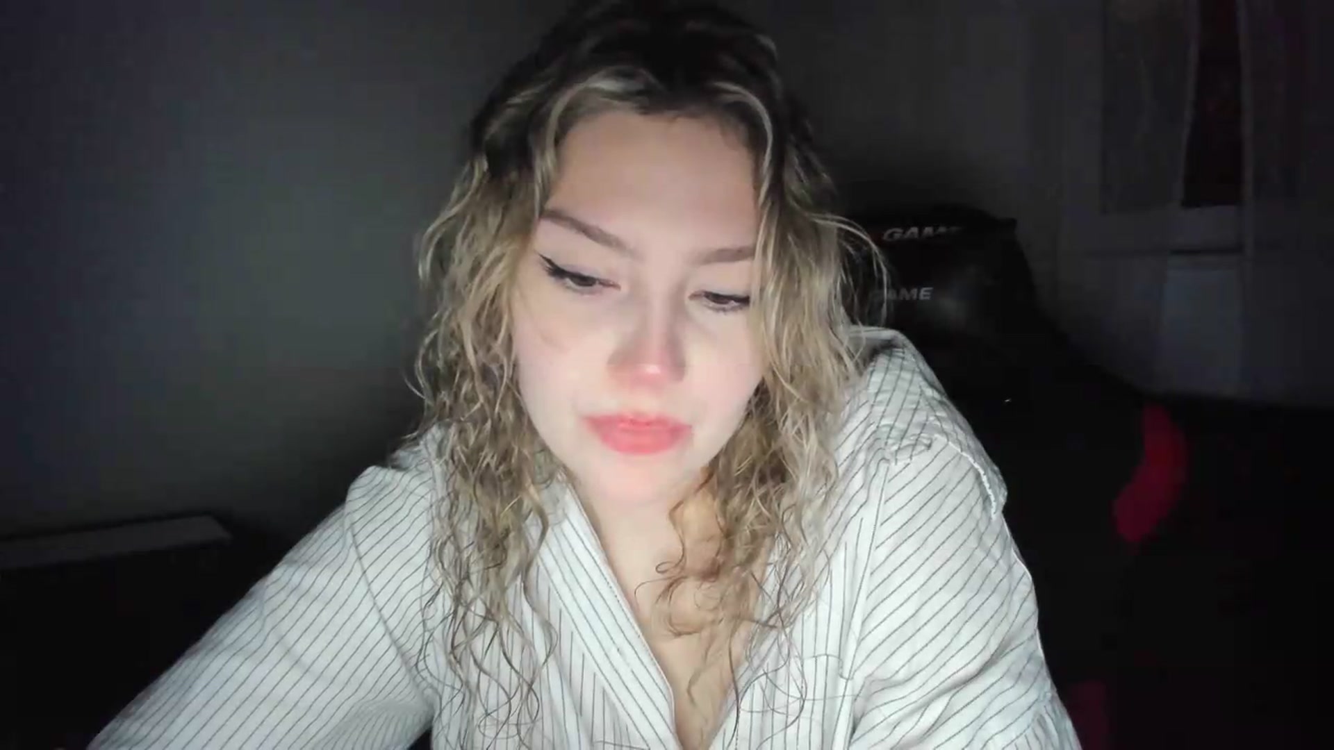 Gallery image thumbnail from Milanana's myfreecams stream on, 06/10/2026, 20:49 image 2 of 20