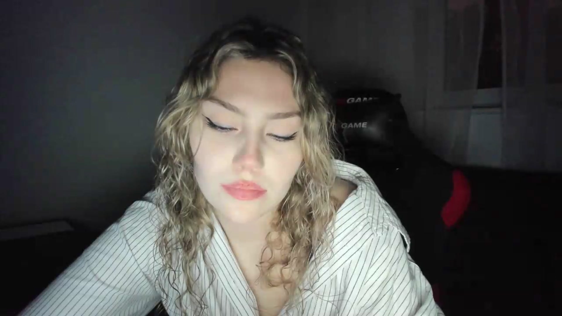 Gallery image thumbnail from Milanana's myfreecams stream on, 06/10/2026, 20:49 image 20 of 20