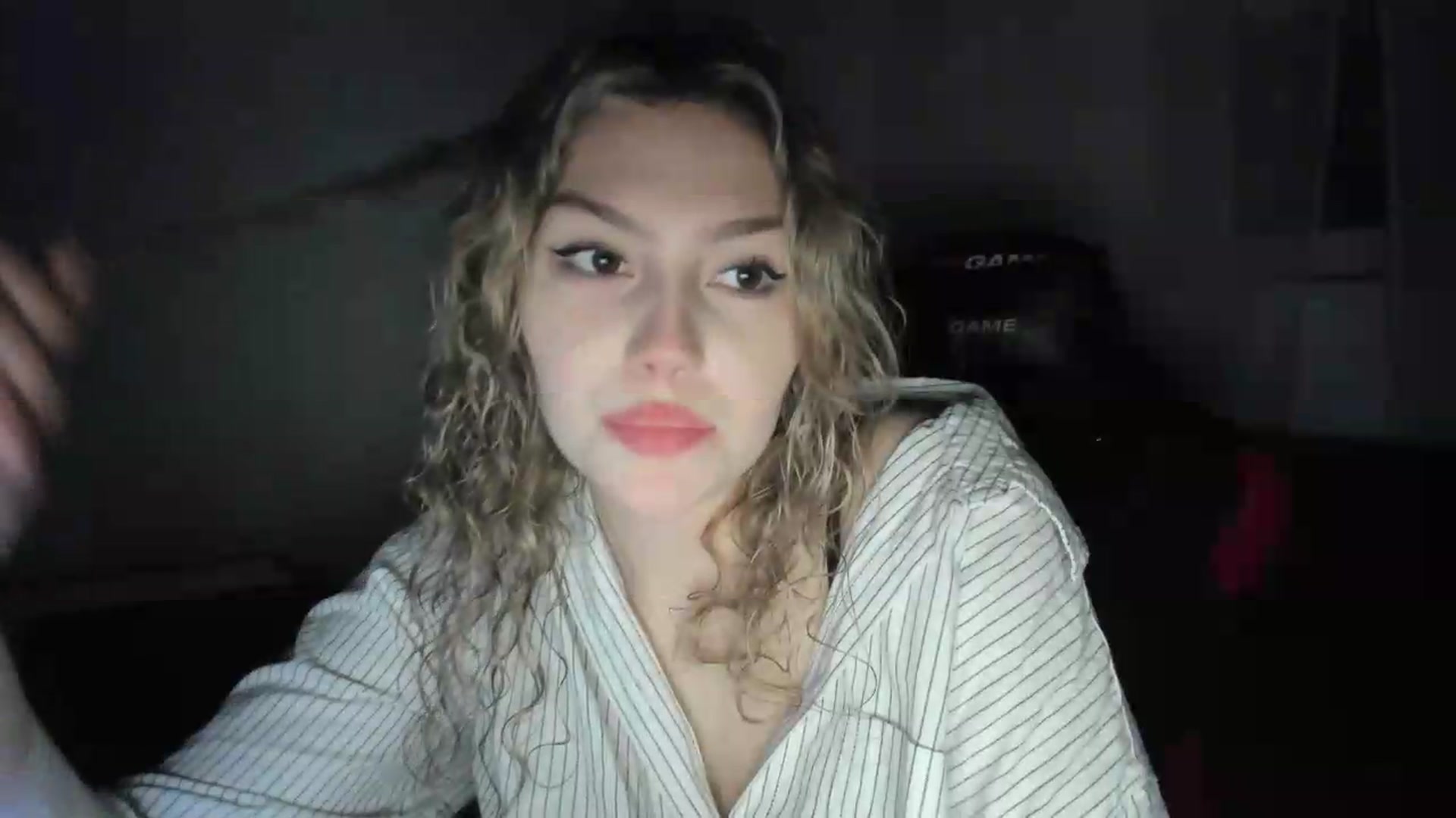 Gallery image thumbnail from Milanana's myfreecams stream on, 06/10/2026, 20:49 image 10 of 20