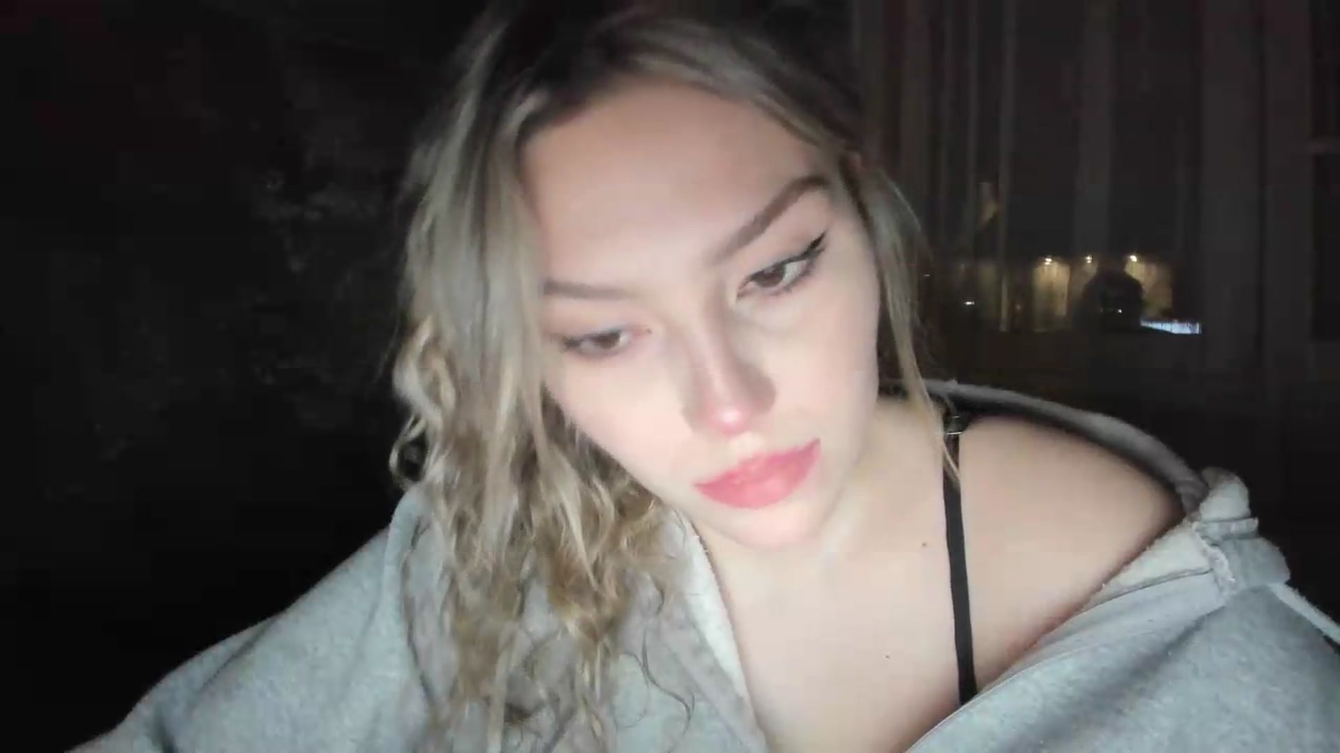 Gallery image thumbnail from Milanana's myfreecams stream on, 06/18/2026, 21:20 image 16 of 20