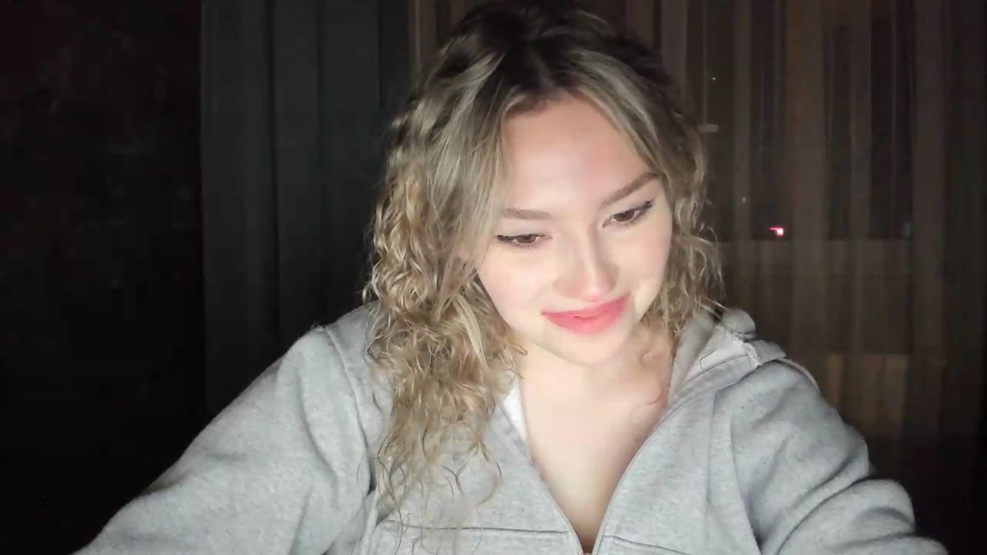 Gallery image thumbnail from Milanana's myfreecams stream on, 06/18/2026, 21:42 image 12 of 20