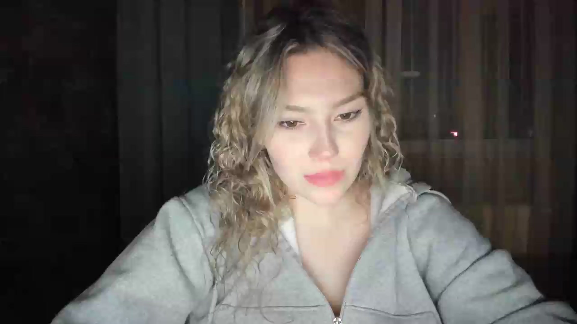 Gallery image thumbnail from Milanana's myfreecams stream on, 06/18/2026, 21:42 image 16 of 20