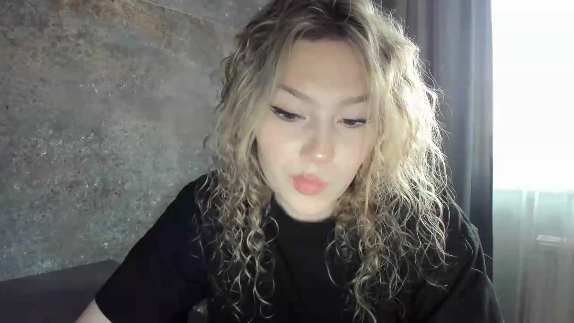 Gallery image thumbnail from Milanana's myfreecams stream on, 06/22/2026, 18:24 image 13 of 20