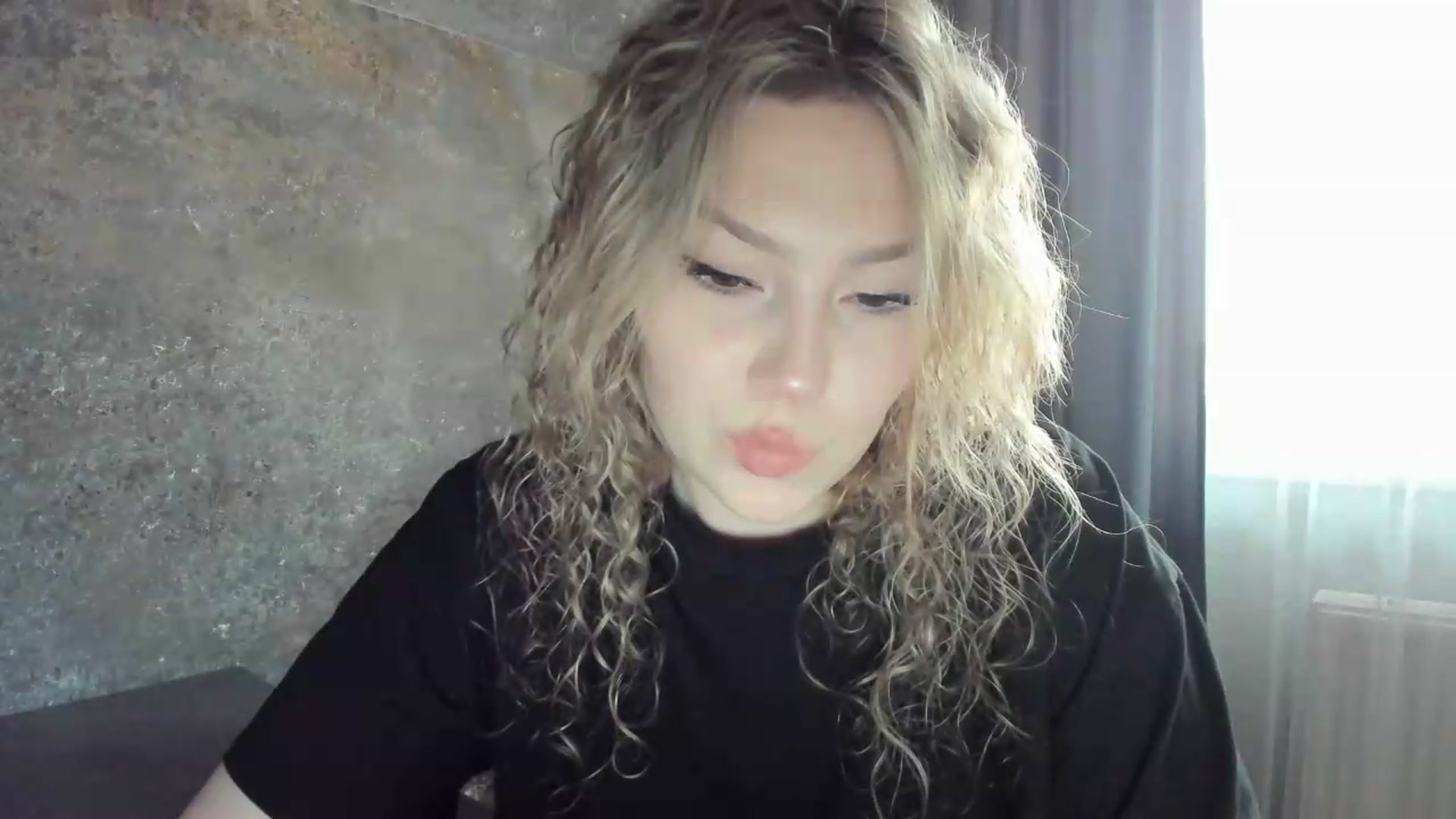 Gallery image thumbnail from Milanana's myfreecams stream on, 06/22/2026, 18:24 image 11 of 20