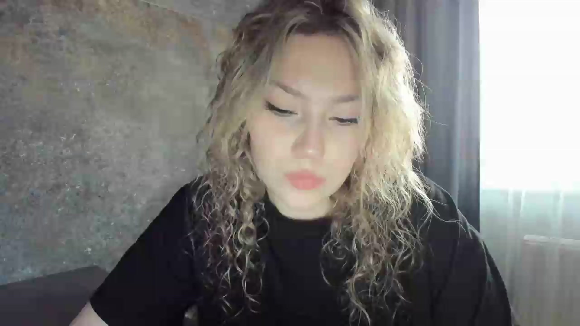 Gallery image thumbnail from Milanana's myfreecams stream on, 06/22/2026, 18:24 image 10 of 20
