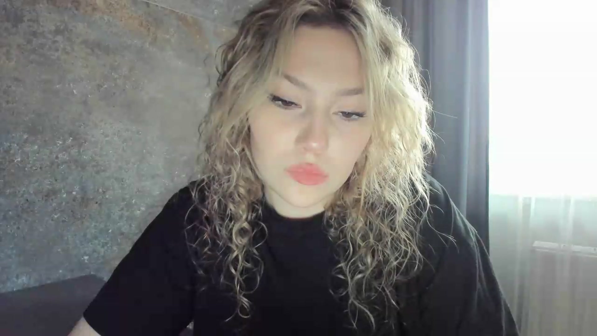 Gallery image thumbnail from Milanana's myfreecams stream on, 06/22/2026, 18:24 image 3 of 20