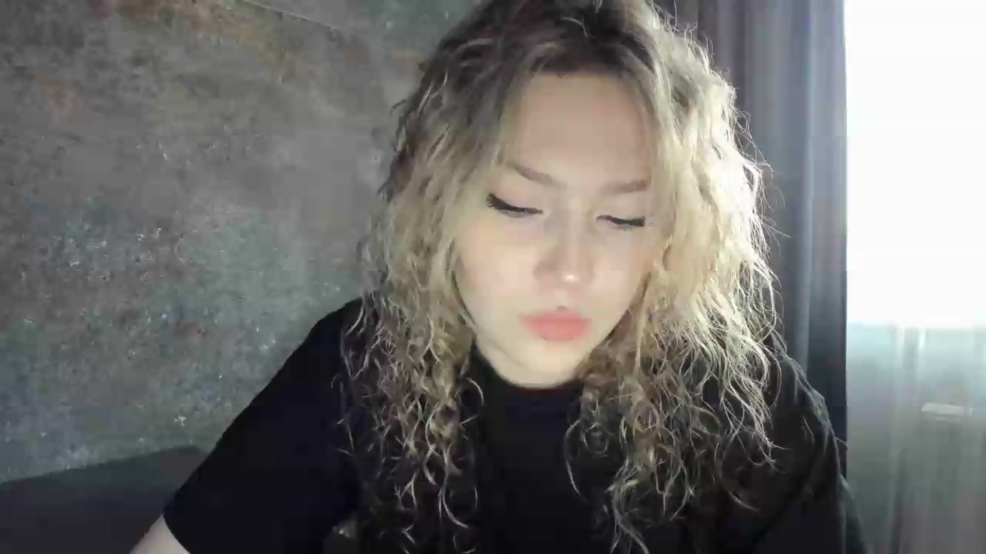 Gallery image thumbnail from Milanana's myfreecams stream on, 06/22/2026, 18:24 image 15 of 20
