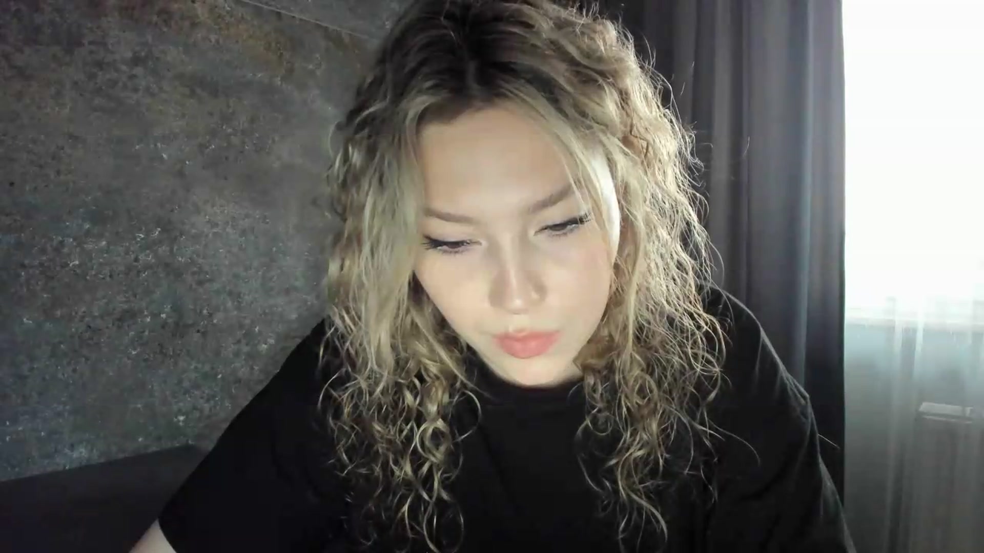 Gallery image thumbnail from Milanana's myfreecams stream on, 06/22/2026, 18:38 image 7 of 20