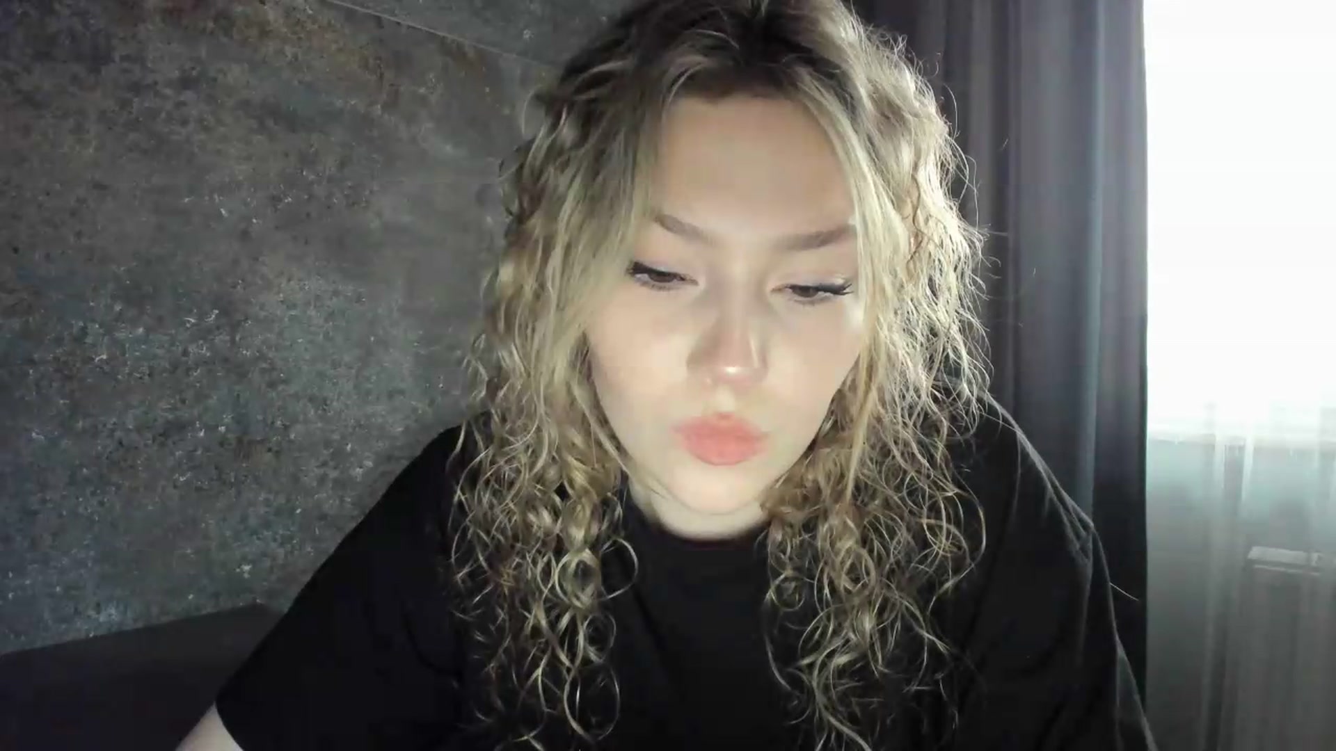 Gallery image thumbnail from Milanana's myfreecams stream on, 06/22/2026, 18:38 image 12 of 20