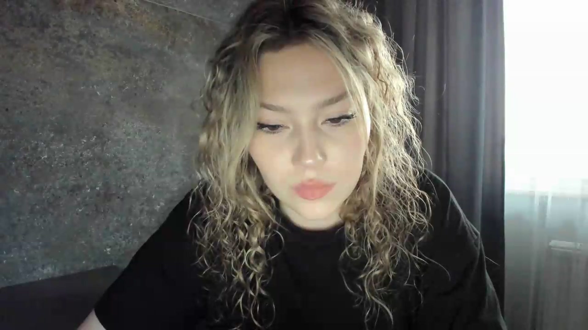 Gallery image thumbnail from Milanana's myfreecams stream on, 06/22/2026, 18:38 image 3 of 20