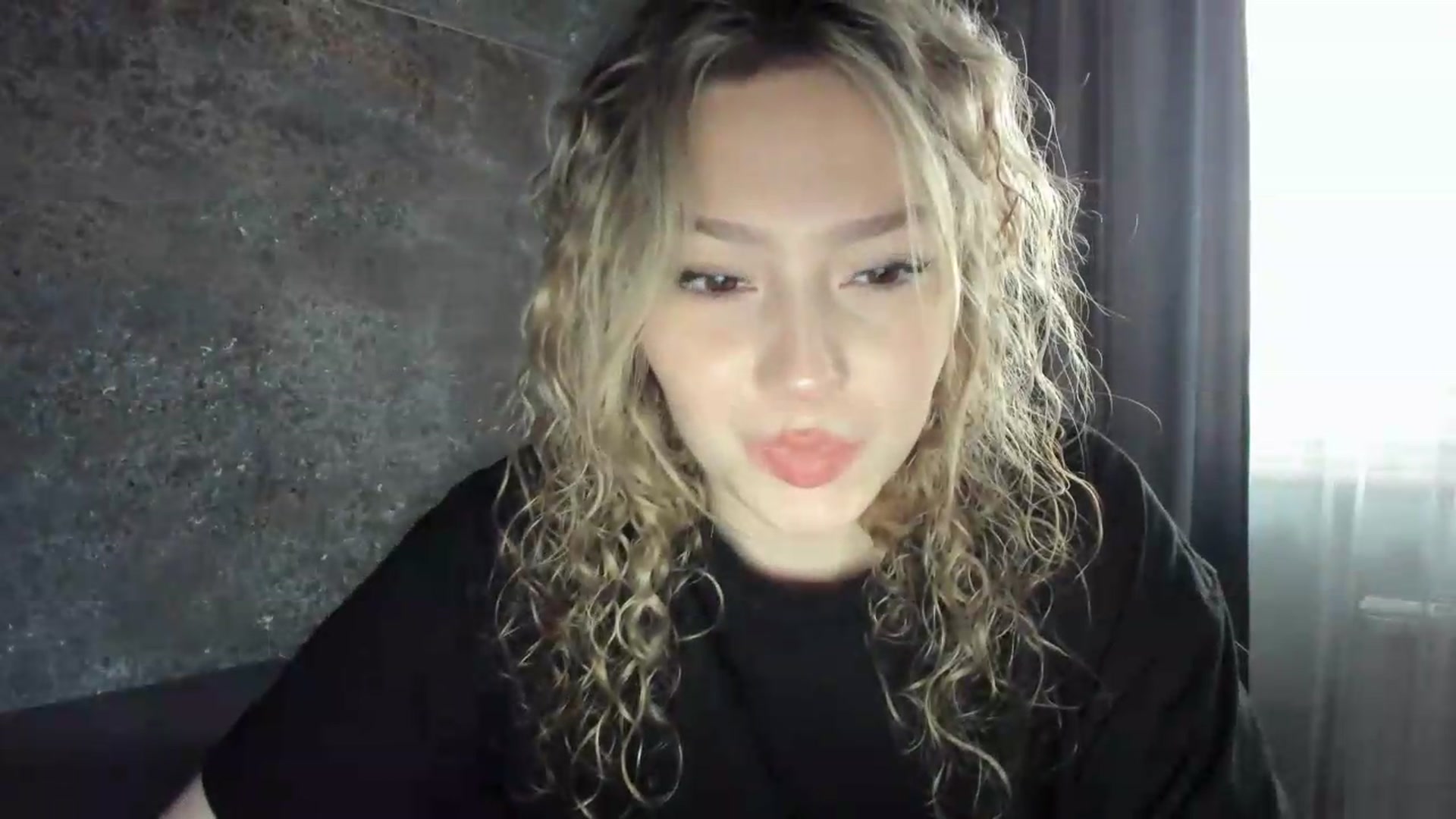 Gallery image thumbnail from Milanana's myfreecams stream on, 06/22/2026, 18:38 image 18 of 20