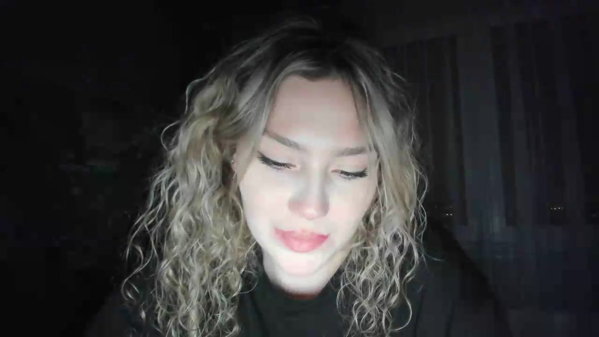 Gallery image thumbnail from Milanana's myfreecams stream on, 06/25/2026, 20:42 image 8 of 20