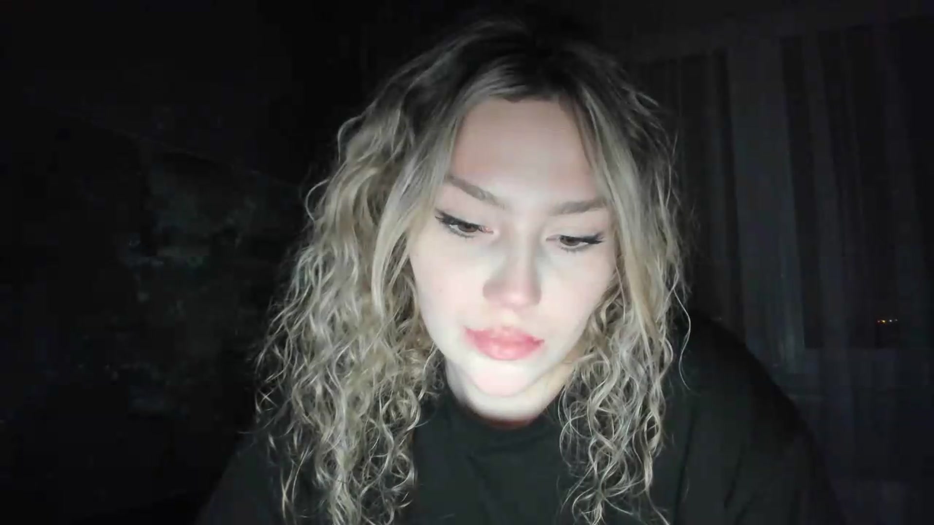 Gallery image thumbnail from Milanana's myfreecams stream on, 06/25/2026, 20:42 image 19 of 20