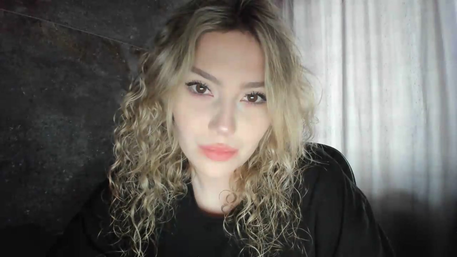 Gallery image thumbnail from Milanana's myfreecams stream on, 06/29/2026, 15:50 image 12 of 20