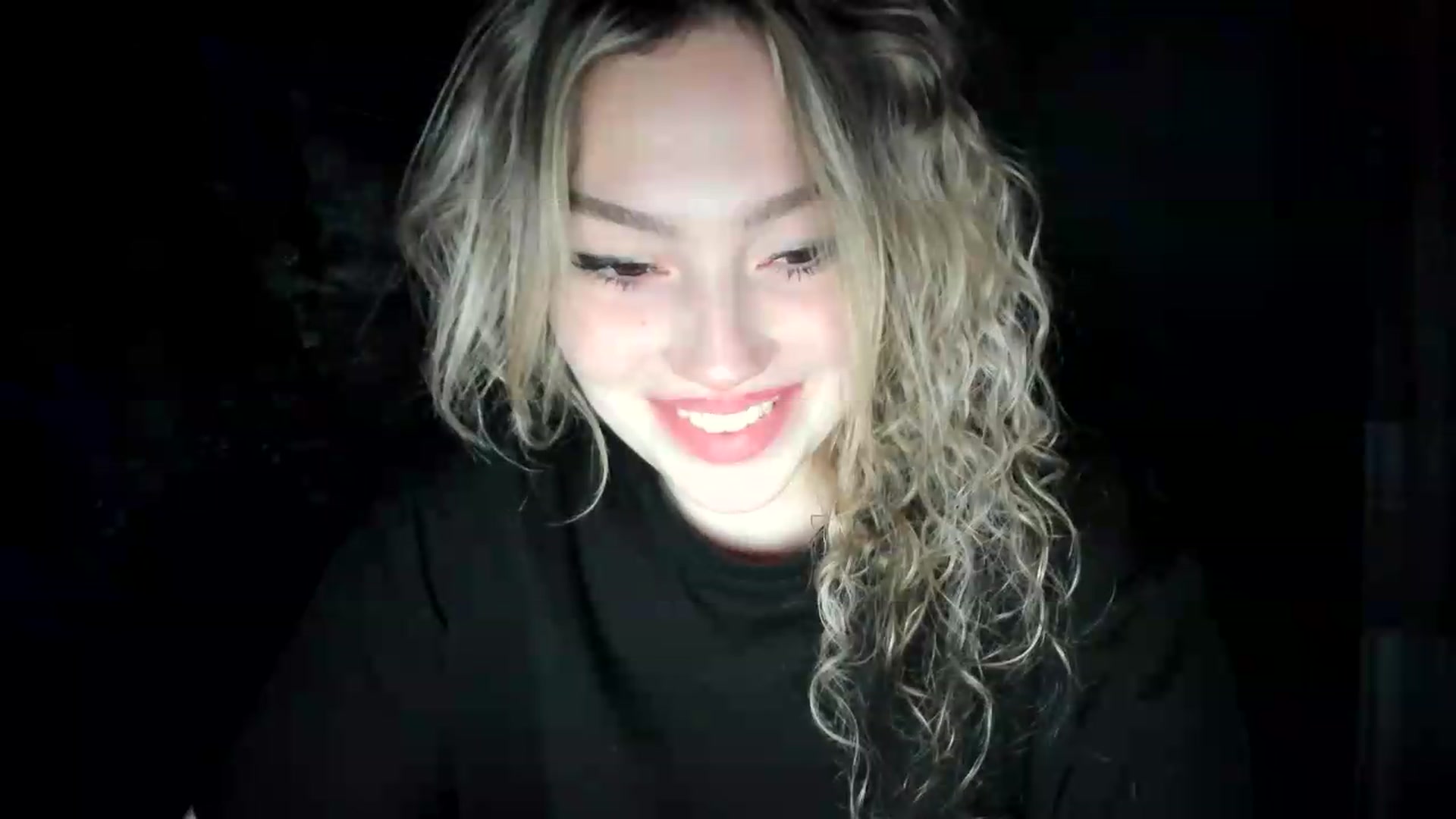 Gallery image thumbnail from Milanana's myfreecams stream on, 07/04/2026, 21:03 image 11 of 20