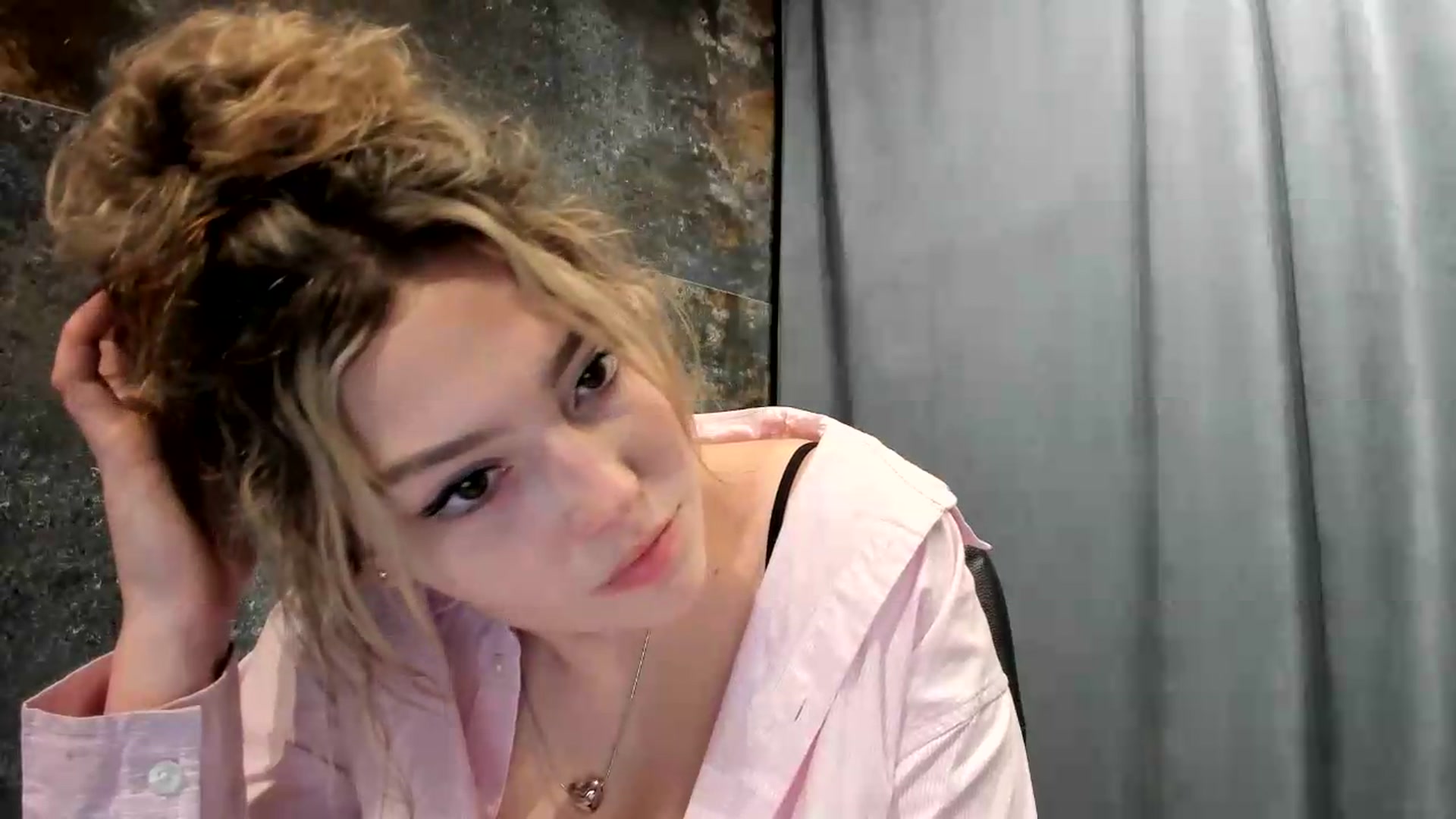 Gallery image thumbnail from Milanana's myfreecams stream on, 07/05/2026, 19:51 image 11 of 20