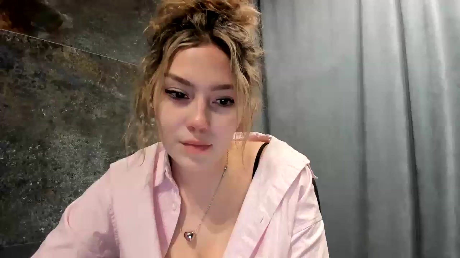 Gallery image thumbnail from Milanana's myfreecams stream on, 07/05/2026, 19:51 image 12 of 20