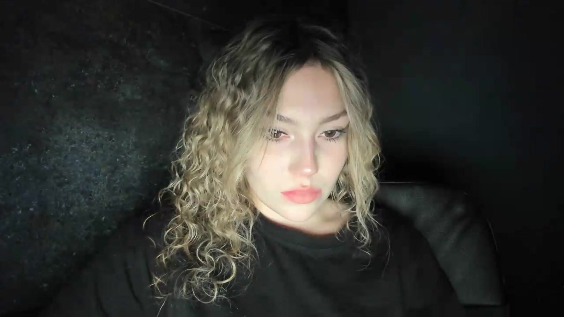 Gallery image thumbnail from Milanana's myfreecams stream on, 07/09/2026, 20:28 image 4 of 20