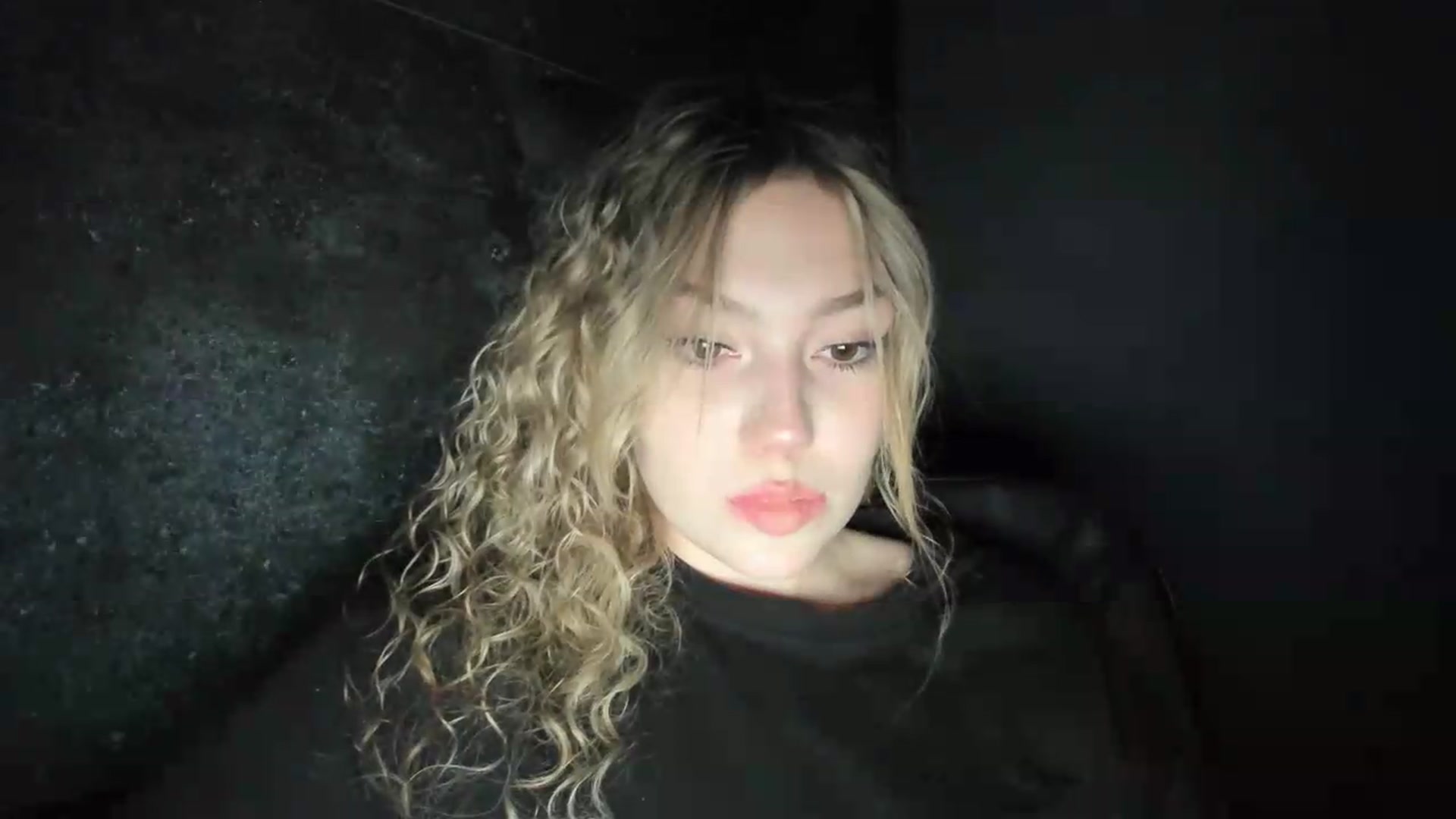 Gallery image thumbnail from Milanana's myfreecams stream on, 07/09/2026, 20:28 image 17 of 20