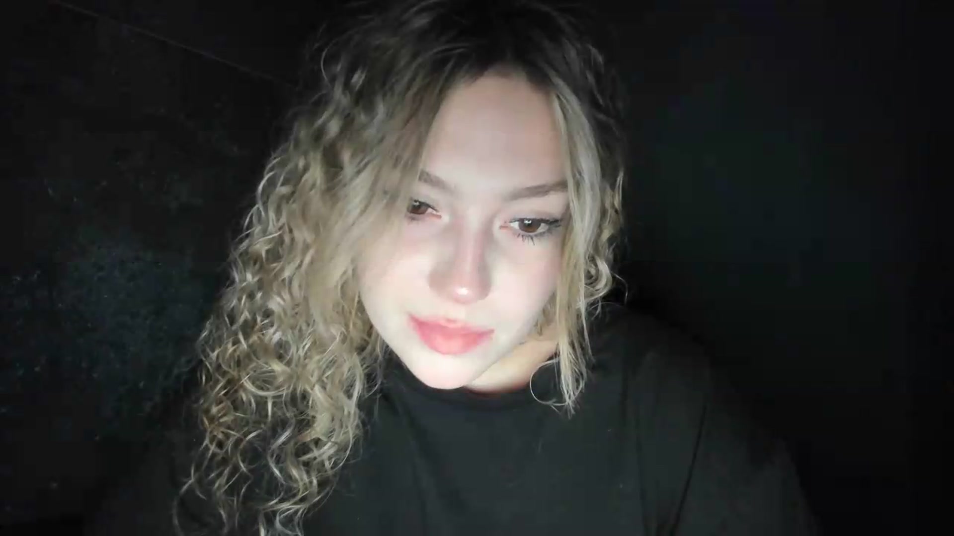 Gallery image thumbnail from Milanana's myfreecams stream on, 07/09/2026, 20:48 image 14 of 20