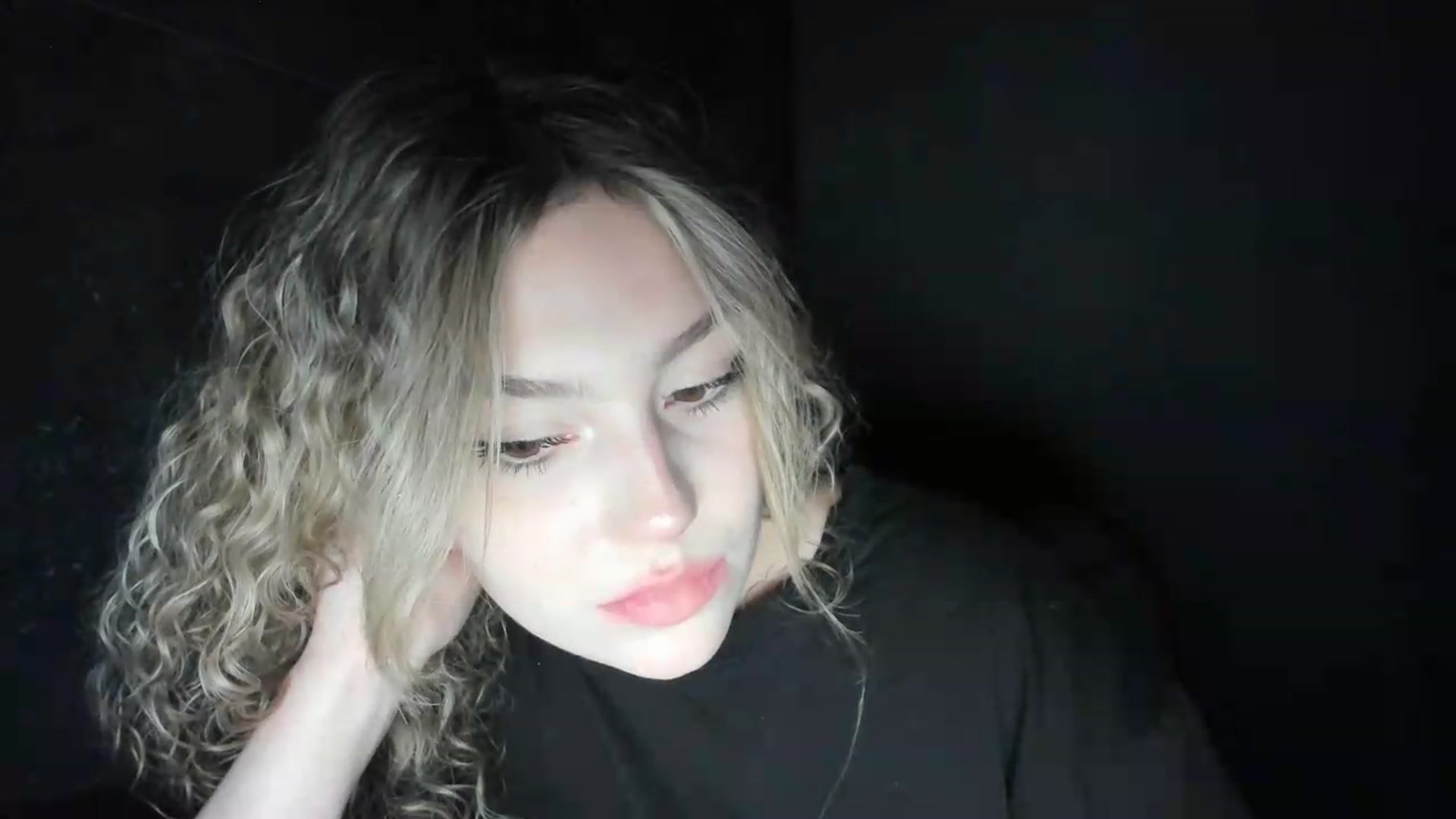 Gallery image thumbnail from Milanana's myfreecams stream on, 07/09/2026, 20:48 image 6 of 20
