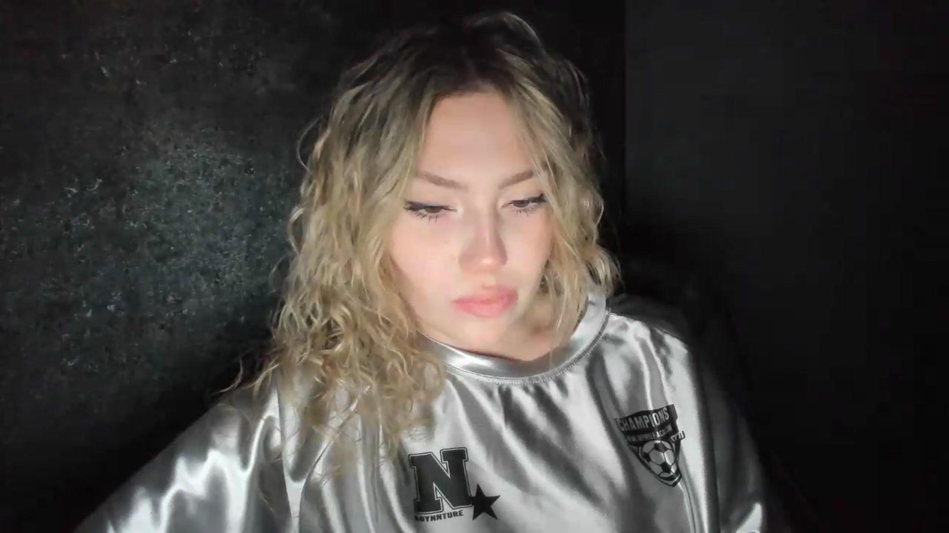Gallery image thumbnail from Milanana's myfreecams stream on, 07/11/2026, 21:02 image 15 of 20