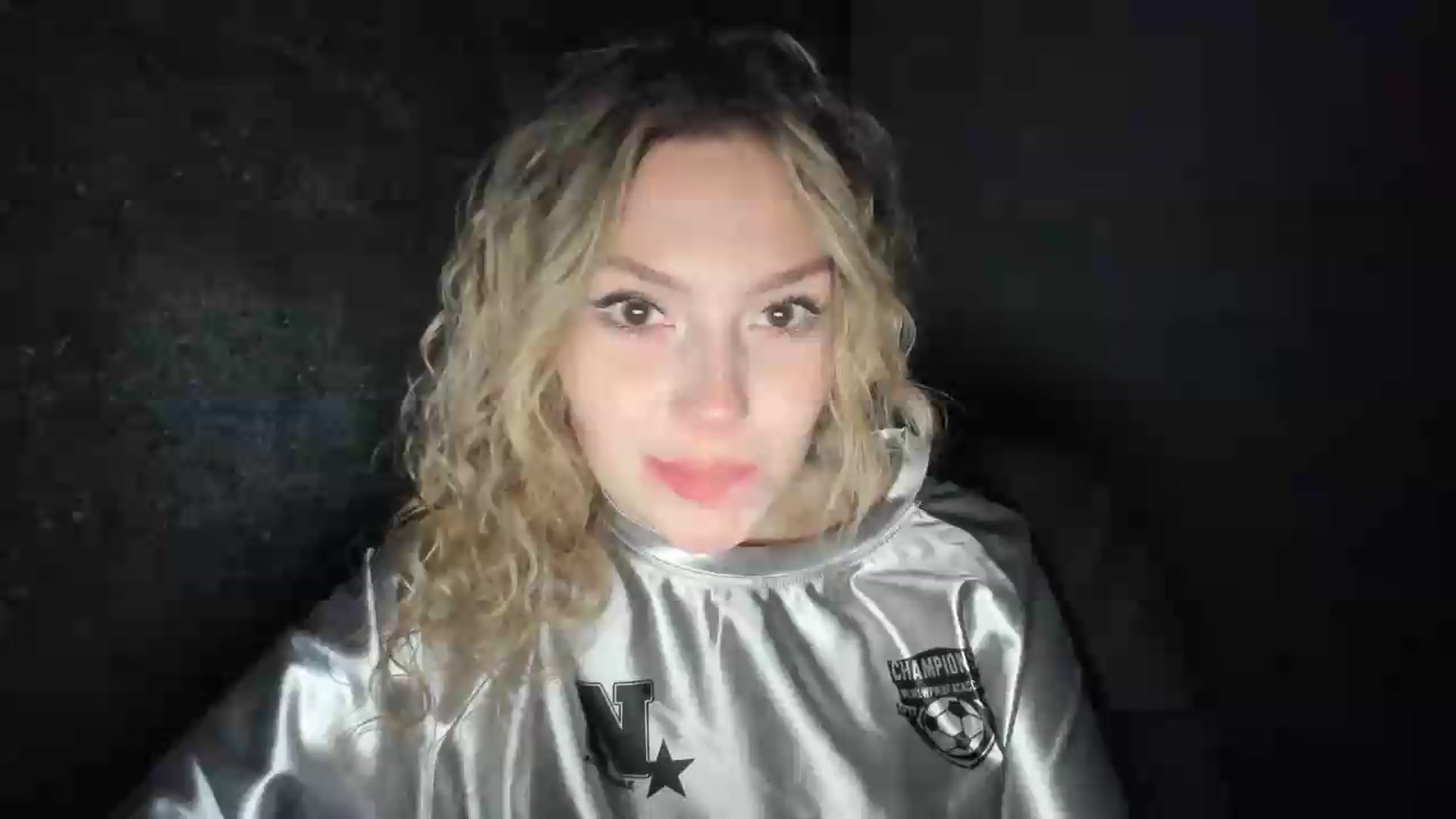 Gallery image thumbnail from Milanana's myfreecams stream on, 07/11/2026, 21:02 image 5 of 20