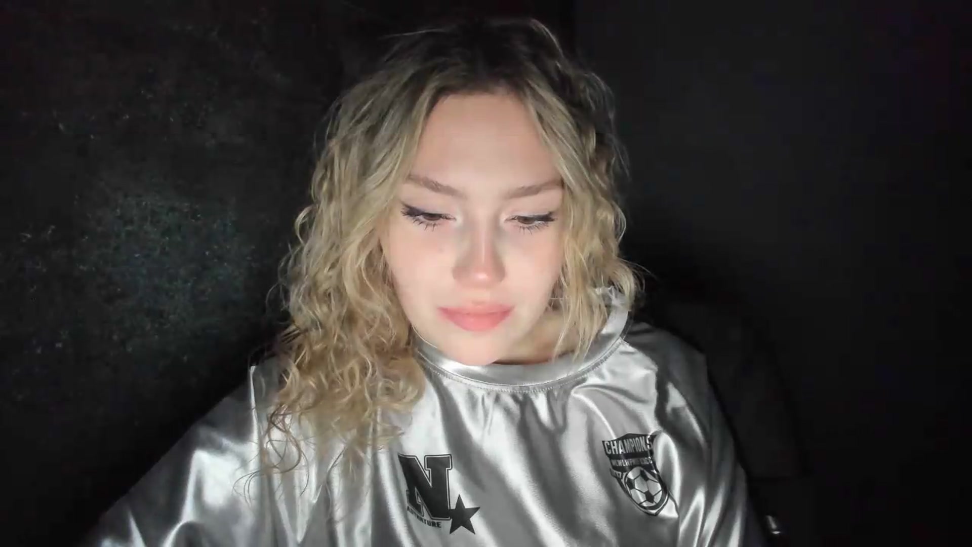 Gallery image thumbnail from Milanana's myfreecams stream on, 07/11/2026, 21:02 image 6 of 20