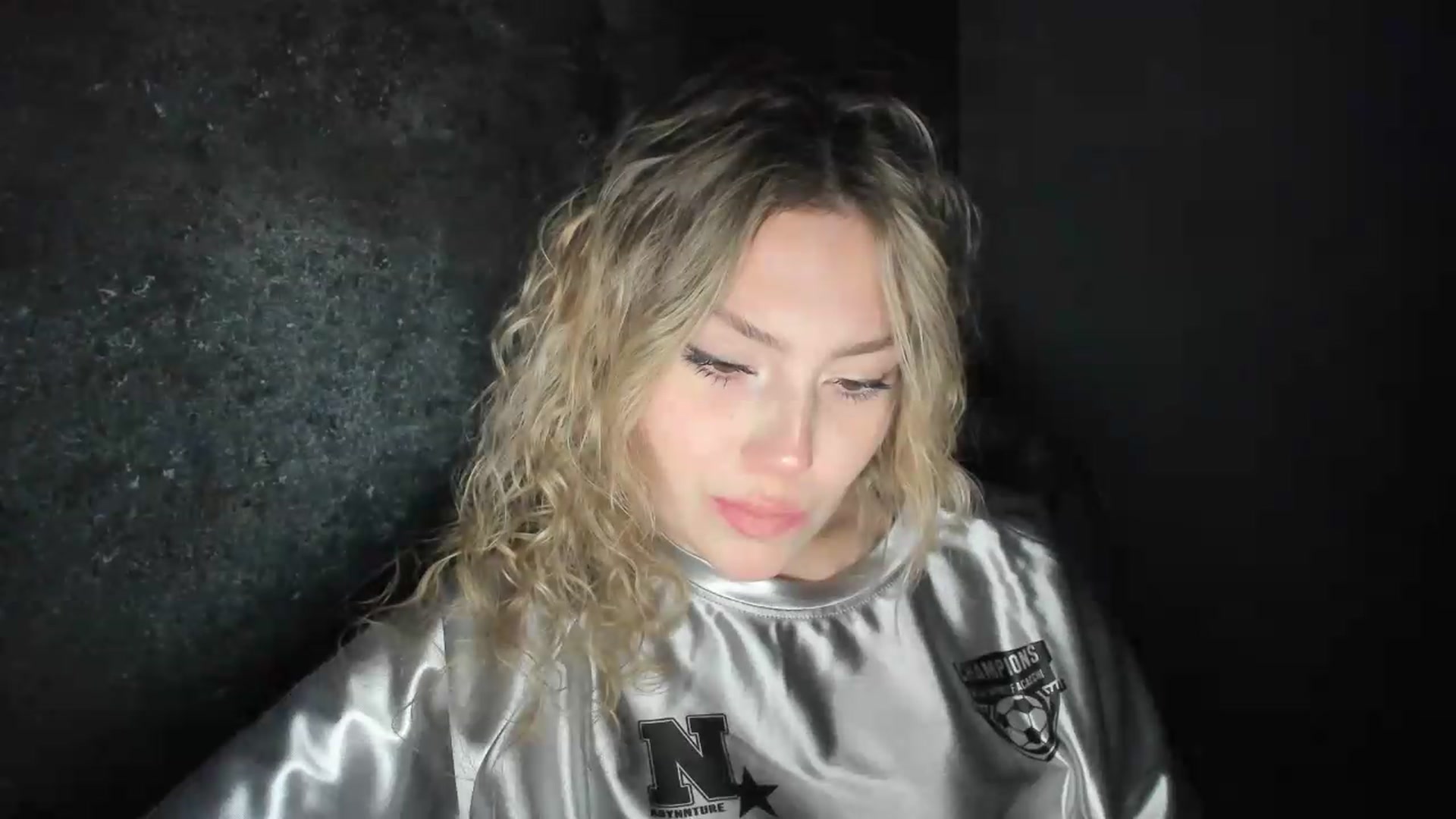 Gallery image thumbnail from Milanana's myfreecams stream on, 07/11/2026, 21:02 image 19 of 20