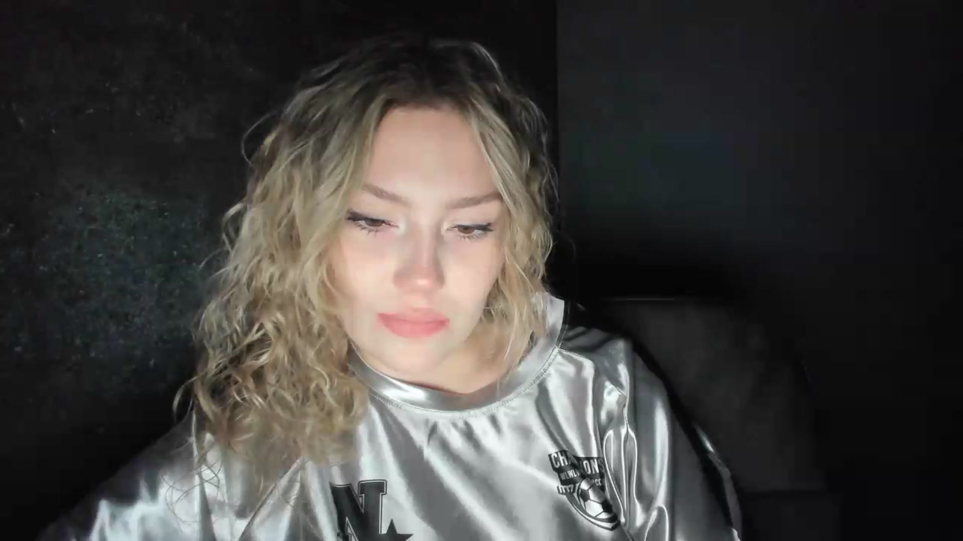 Gallery image thumbnail from Milanana's myfreecams stream on, 07/11/2026, 21:02 image 8 of 20
