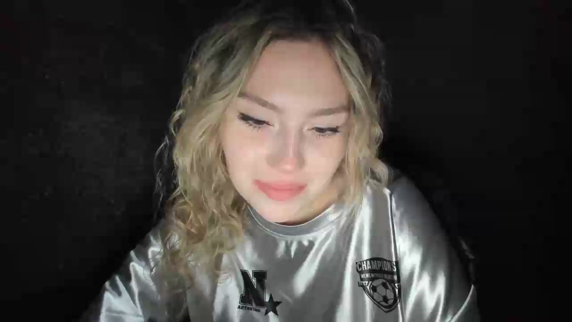Gallery image thumbnail from Milanana's myfreecams stream on, 07/11/2026, 21:02 image 1 of 20