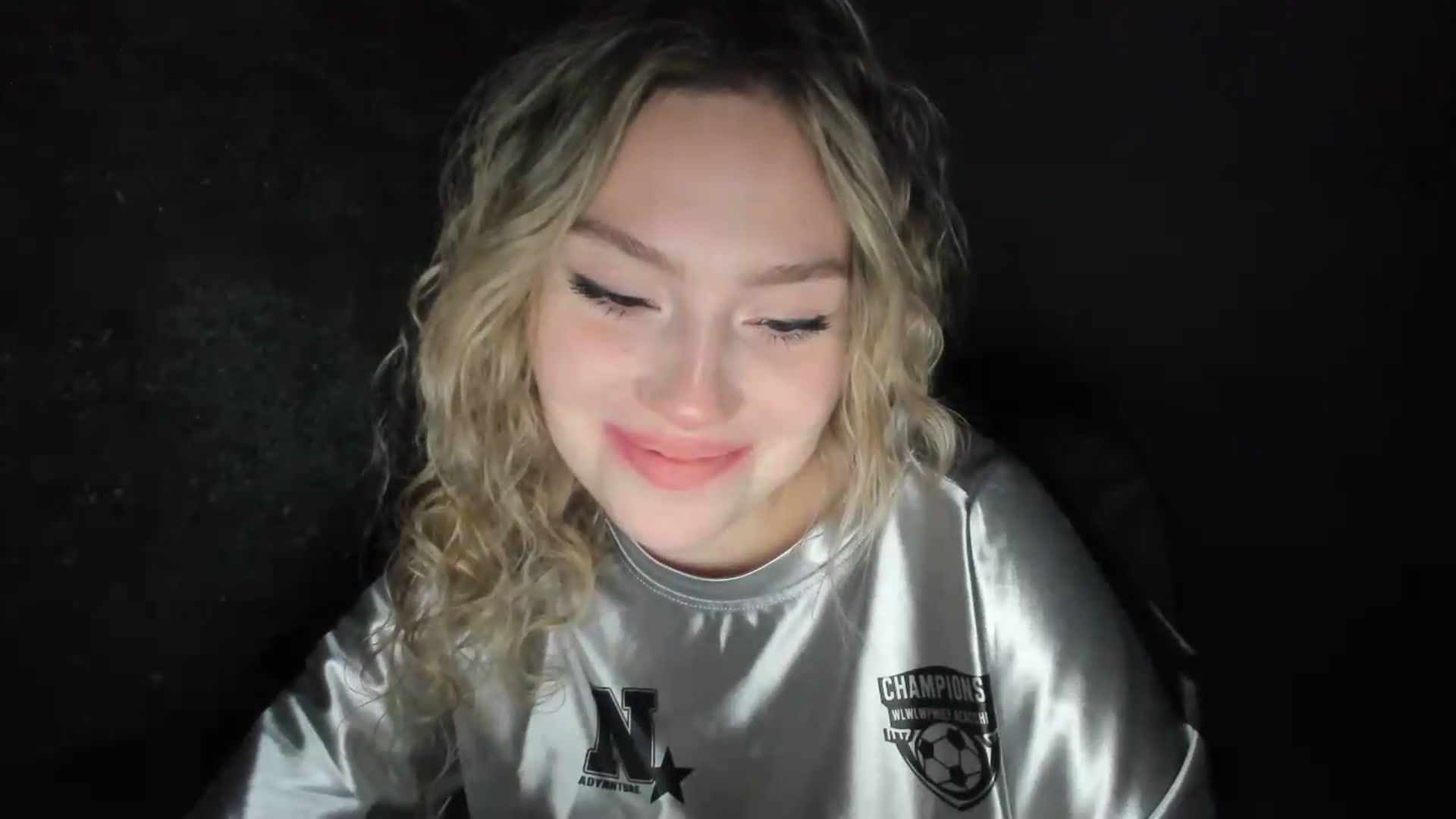 Gallery image thumbnail from Milanana's myfreecams stream on, 07/11/2026, 21:02 image 2 of 20