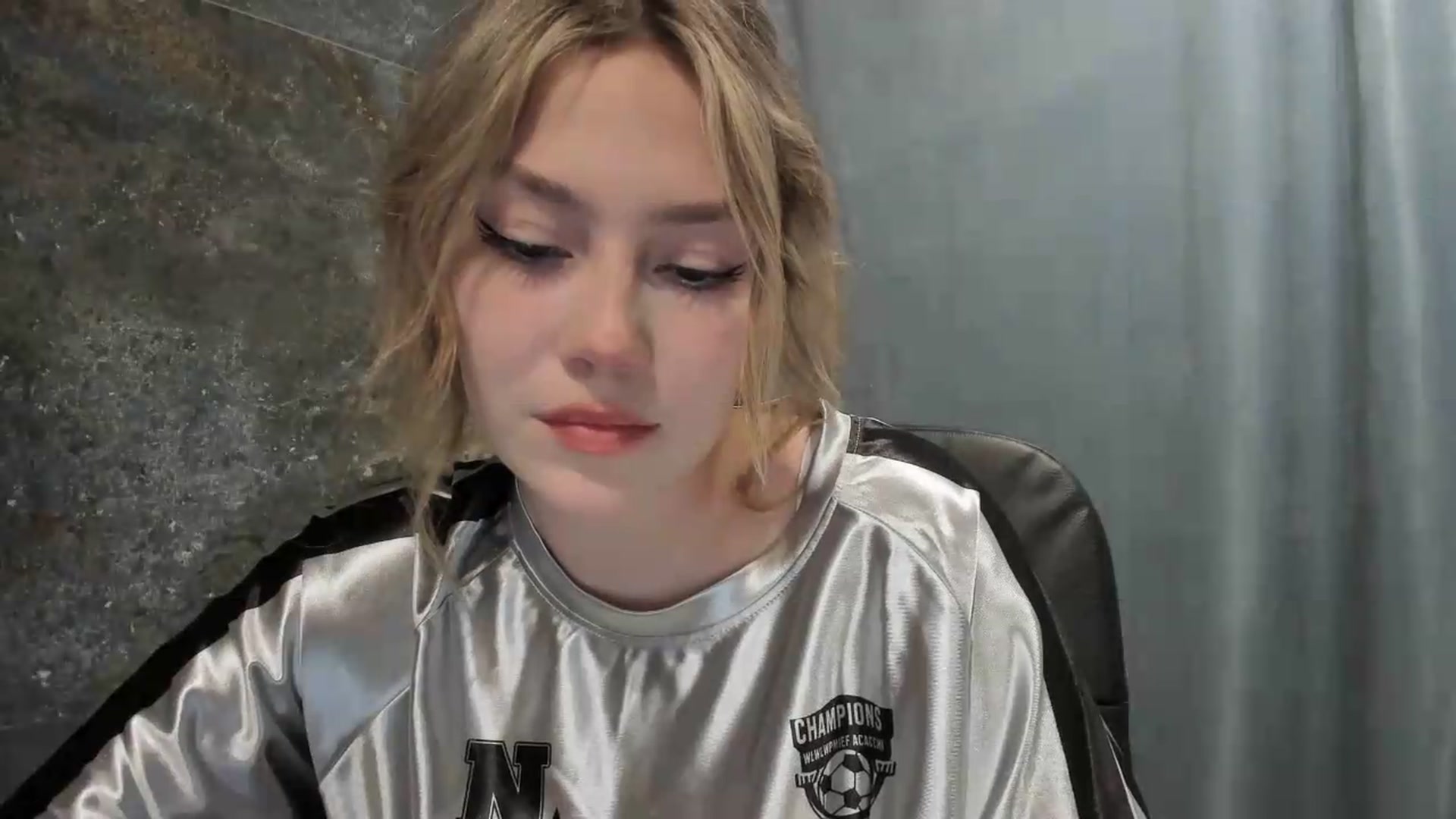 Gallery image thumbnail from Milanana's myfreecams stream on, 07/12/2026, 20:03 image 15 of 20