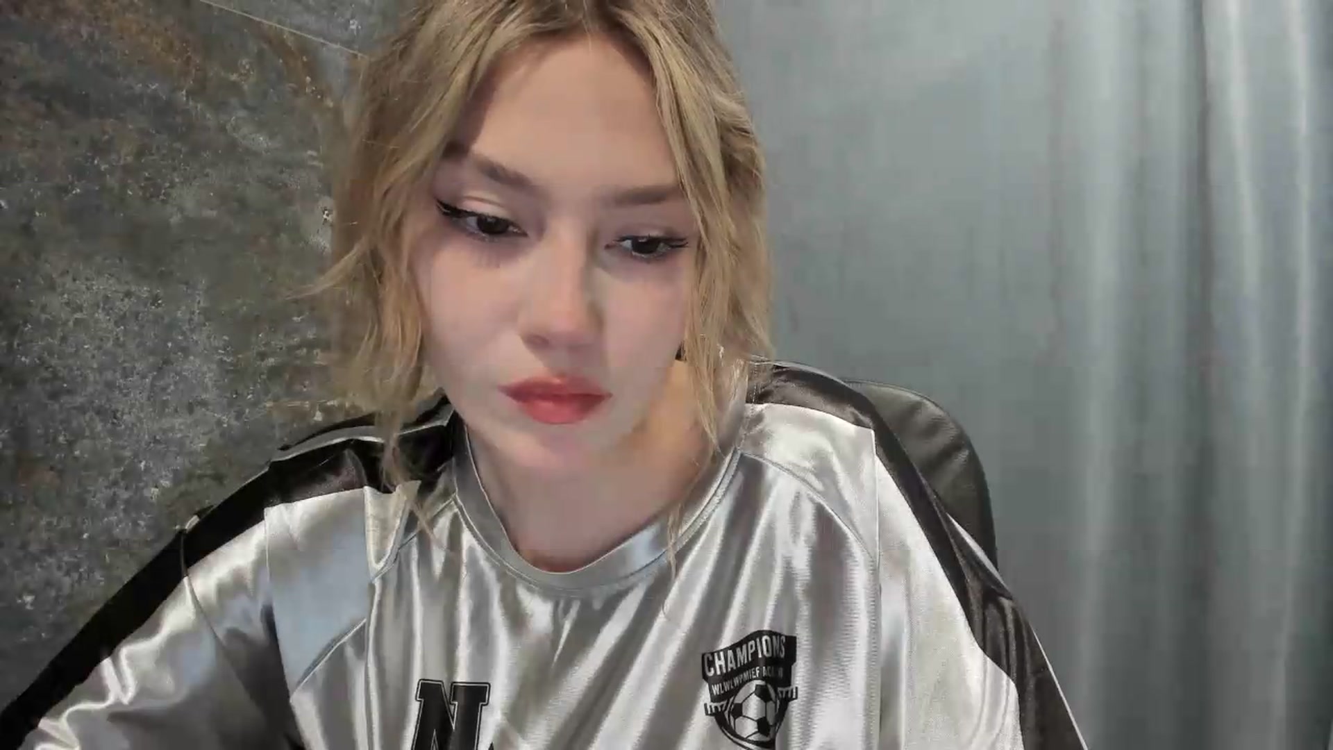 Gallery image thumbnail from Milanana's myfreecams stream on, 07/12/2026, 20:03 image 4 of 20